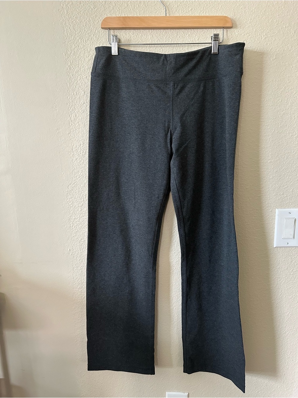 Calvin Klein women's Black Knit Wide-Leg Pants size XL/ NWOT 1318